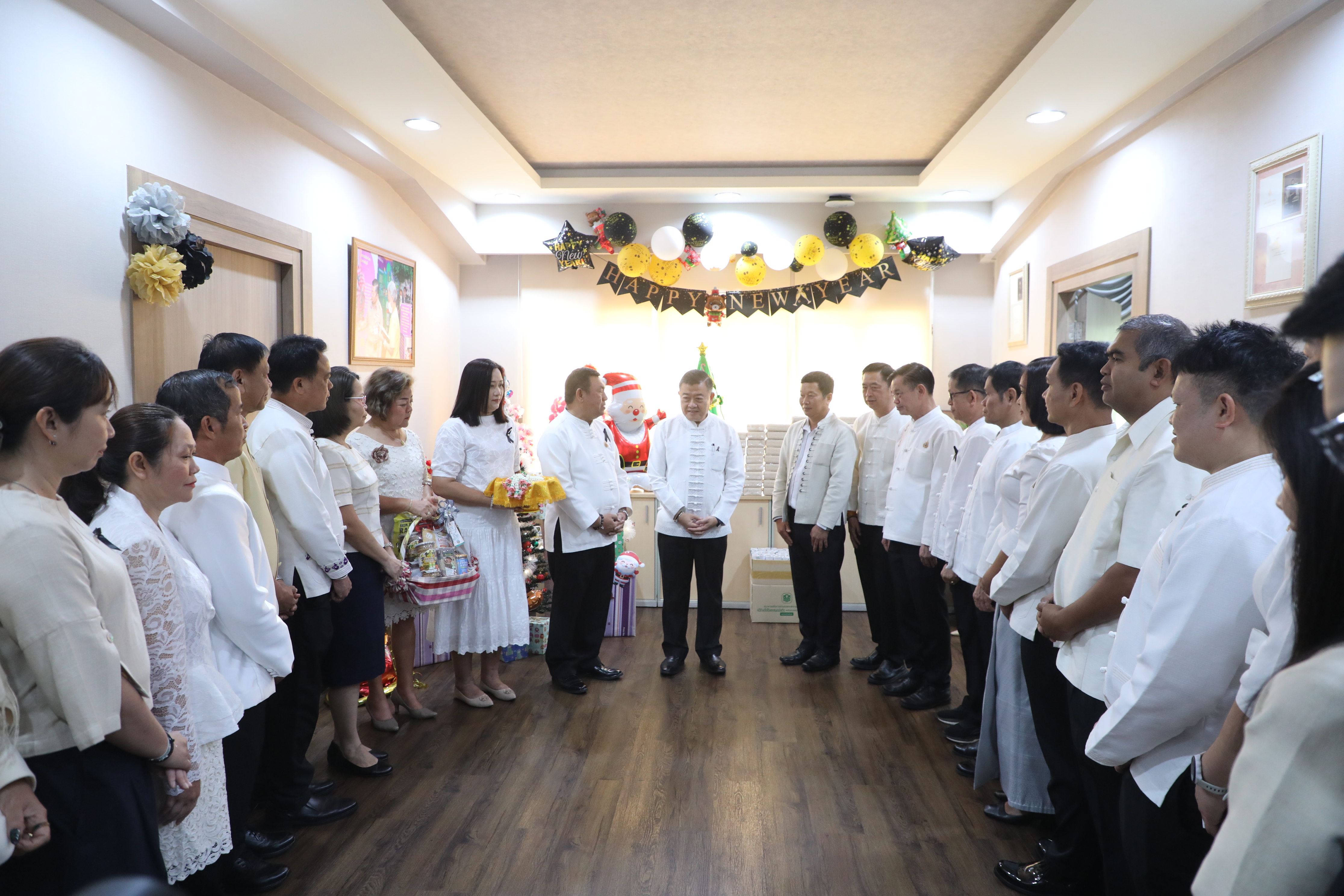 title - ส.ป.ก. ร่วมพิธีทำบุญตักบาตรของกระทรวงเกษตรและสหกรณ์ พร้อมสวัสดีปีใหม่ผู้บริหารกระทรวงเกษตรและสหกรณ์เนื่องในเทศกาลปีใหม่ พุทธศักราช 2569